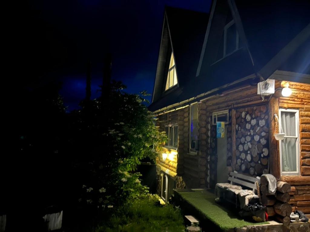 Hotel Piatkovskiy Pilipets 外观 照片